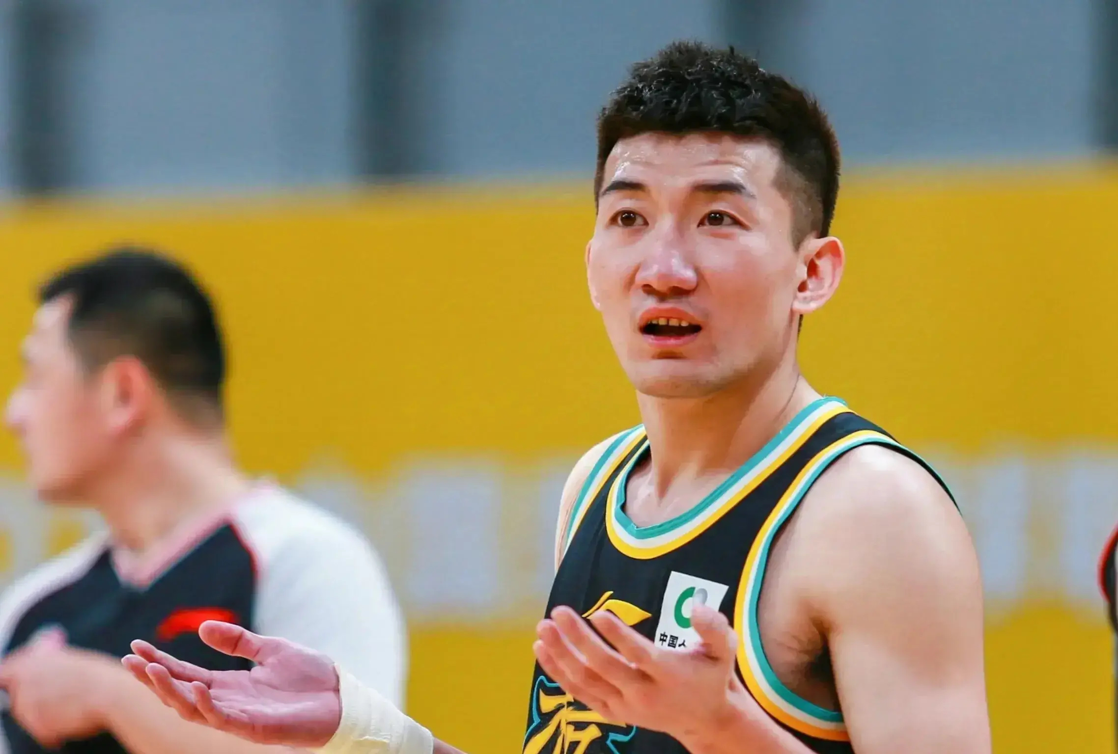 开云网页版-广州队力克公牛，孙铭徽状态火热